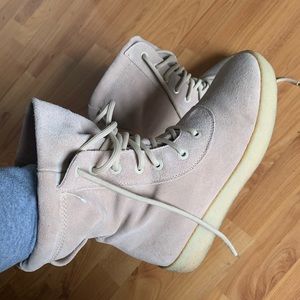 Yeezy Suede Crepe Bottom Replica Boot